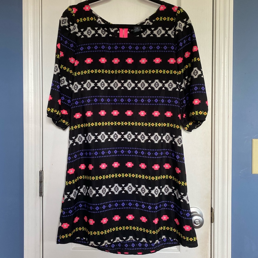 Long Sleeve Aztec Shift Dress Zipper Back